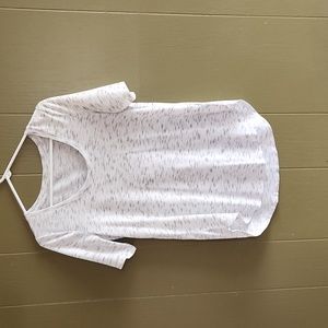 Maurices Large Tshirt